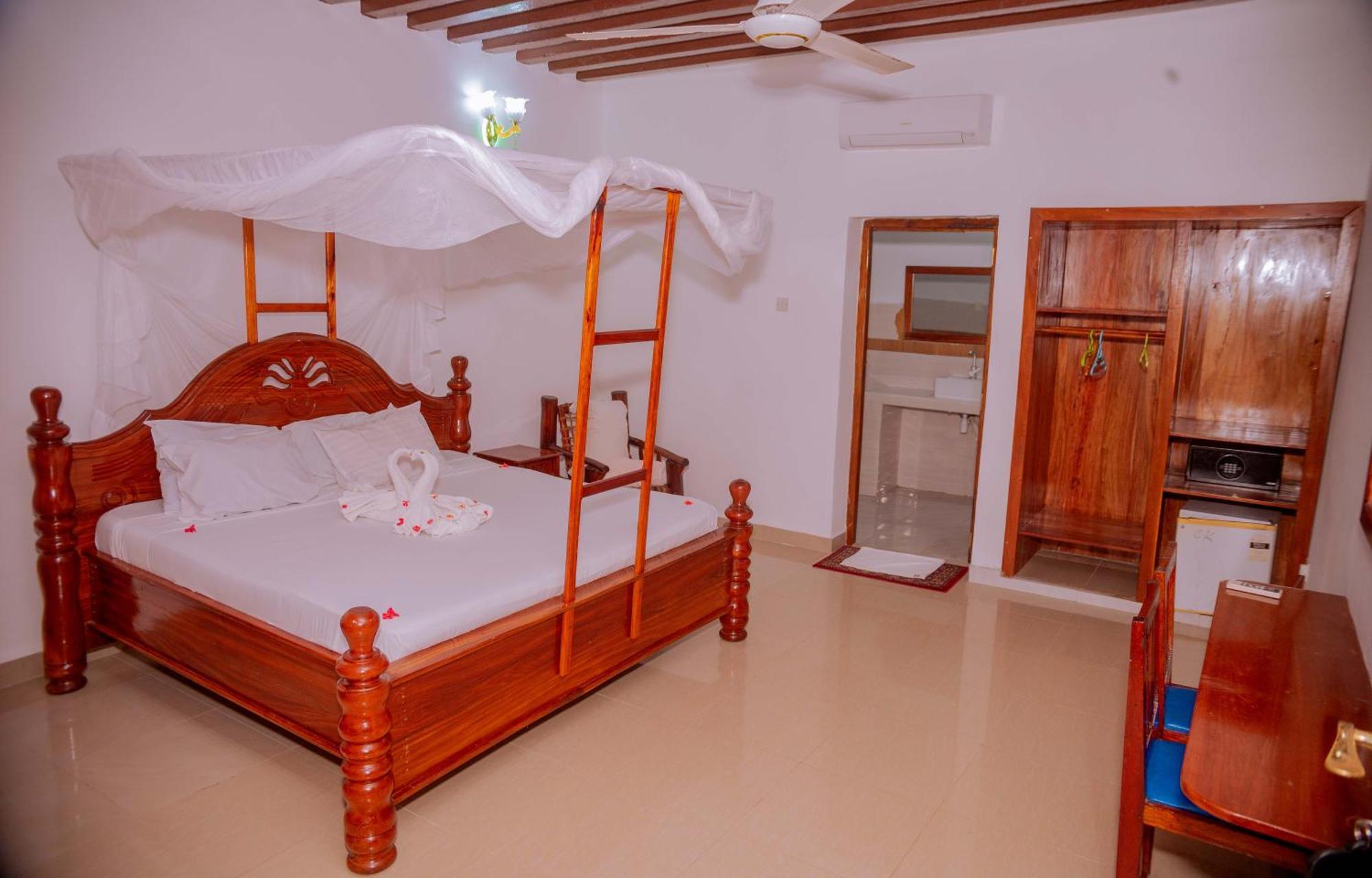 Baraka Beach Bungalows Nungwi Esterno foto