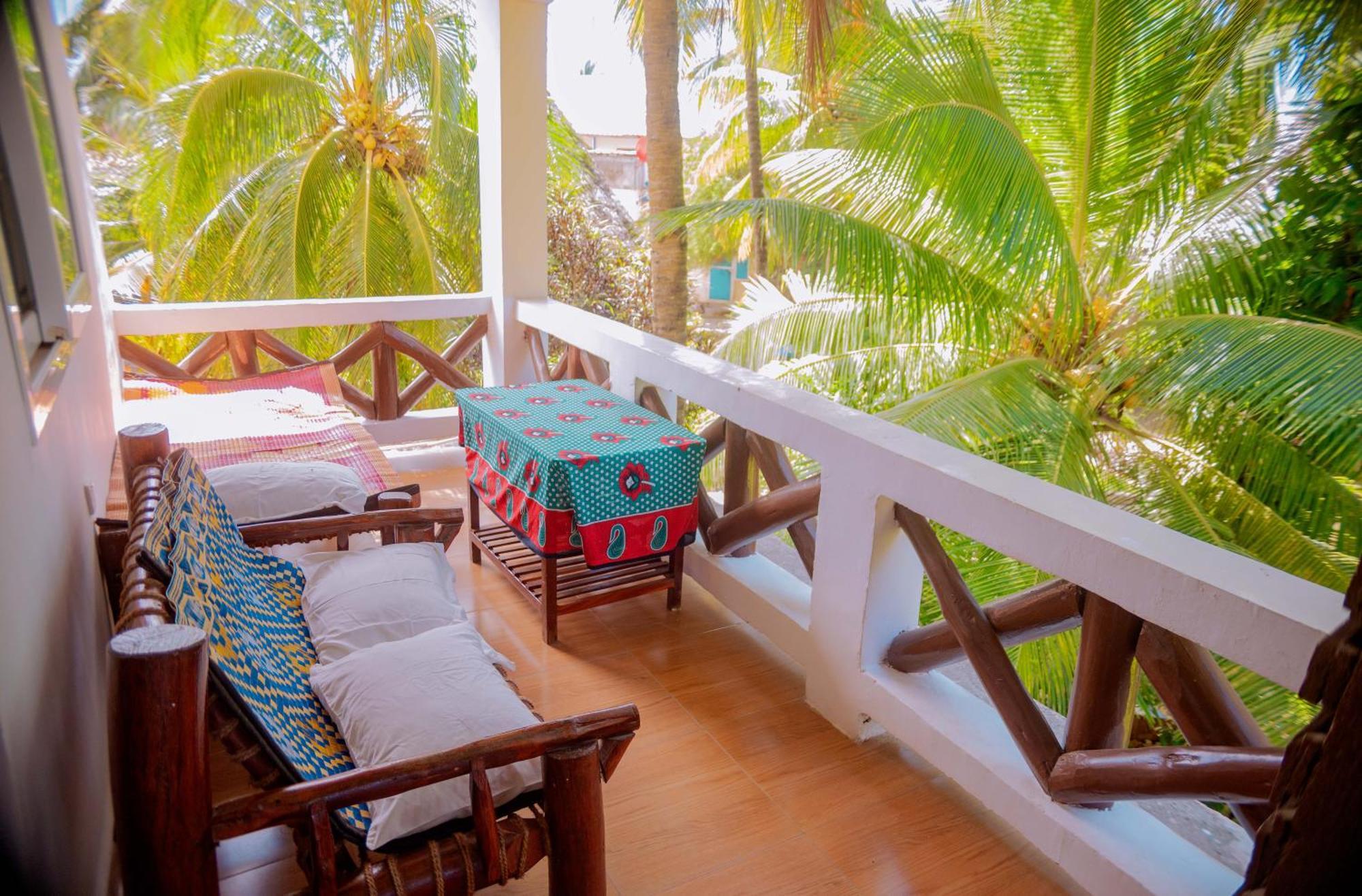 Baraka Beach Bungalows Nungwi Esterno foto
