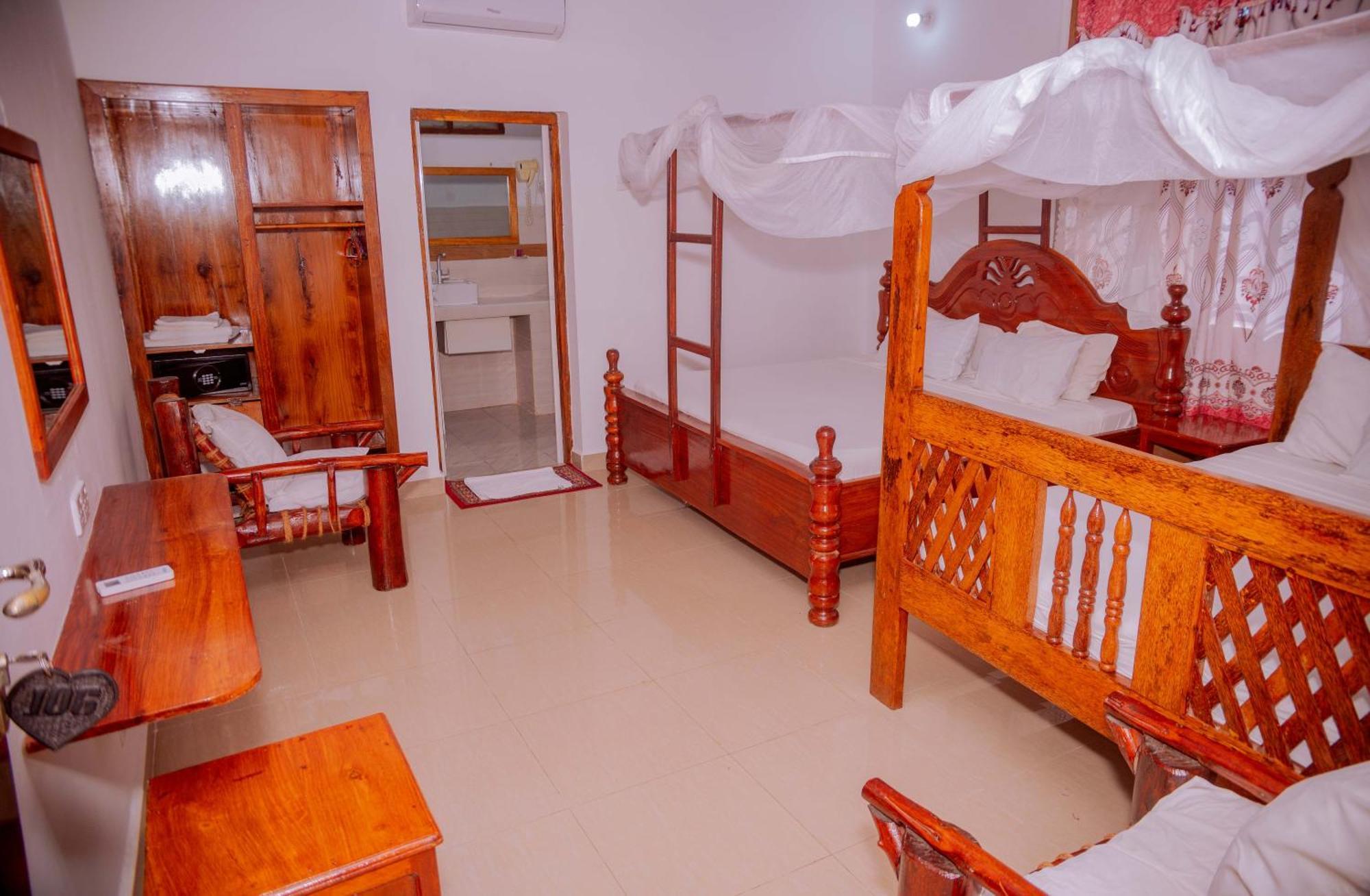 Baraka Beach Bungalows Nungwi Esterno foto