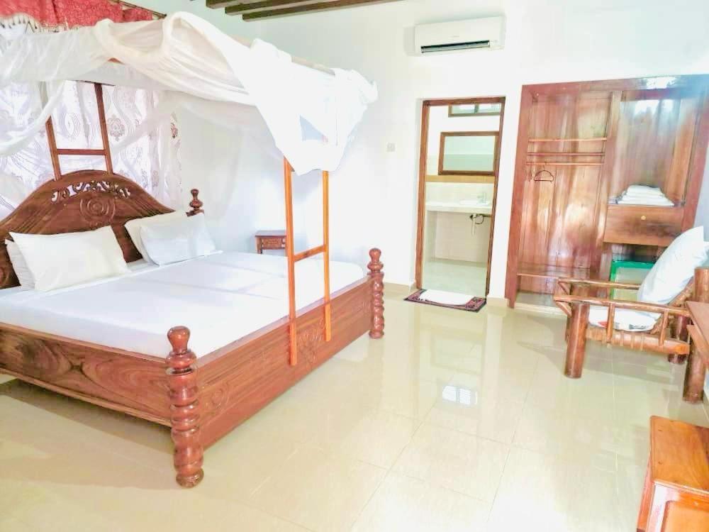 Baraka Beach Bungalows Nungwi Esterno foto